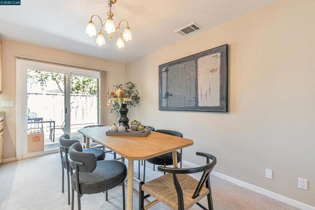 812 Royal Ann Ln, Concord CA: https://media.crmls.org/mediaz/fe117f69-2f40-47a5-b7e0-abd911475e55.jpg