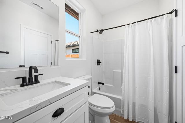 Detail Gallery Image 18 of 35 For 1131 W 2nd St, Oxnard,  CA 93030 - 3 Beds | 2 Baths