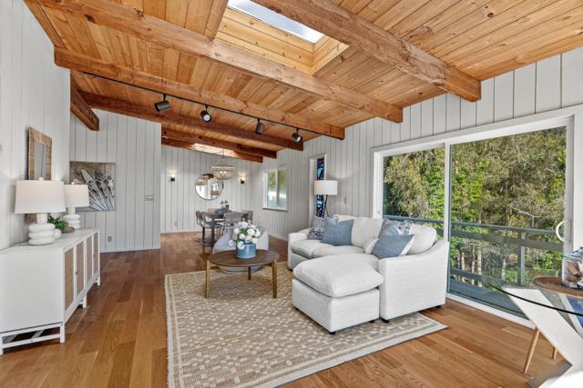664 Bayview Drive, Aptos CA: https://media.crmls.org/mediaz/fe11ea54-0439-4166-b93c-5d00f4277cbd.jpg