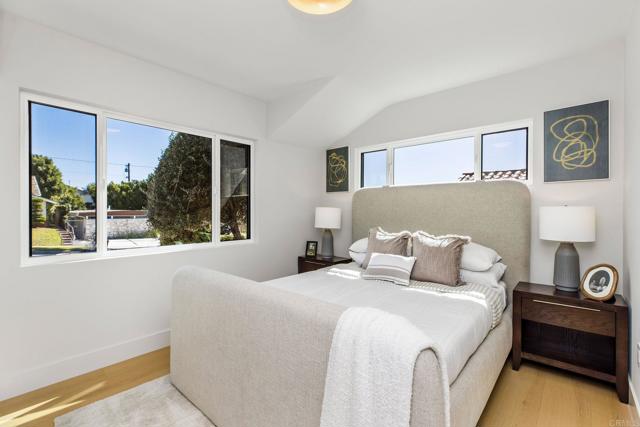 Detail Gallery Image 20 of 28 For 5511 S Corning Ave, Ladera Heights,  CA 90056 - 3 Beds | 2/1 Baths