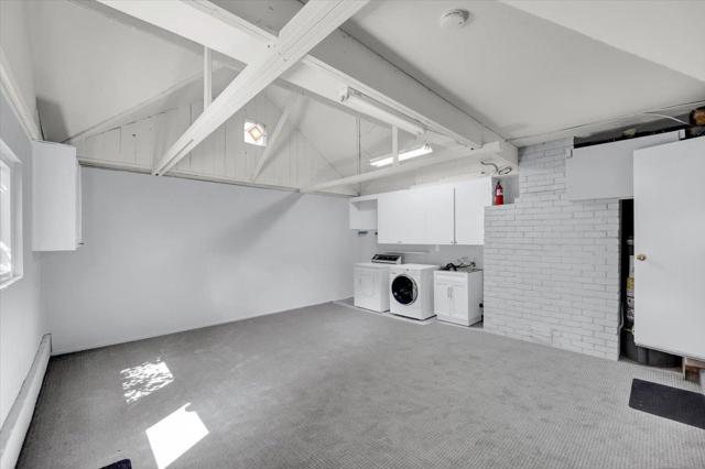 1633 Dallas Court, Los Altos CA: https://media.crmls.org/mediaz/fe14a3b0-b0bb-4139-9ea7-2b0ad7607afc.jpg