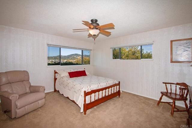 1143 Portola Street, Vista CA: https://media.crmls.org/mediaz/fe14acff-e33a-4763-bf9b-98753d145198.jpg