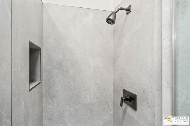 Image 37 of 72 For 1411 Buena Vista Drive