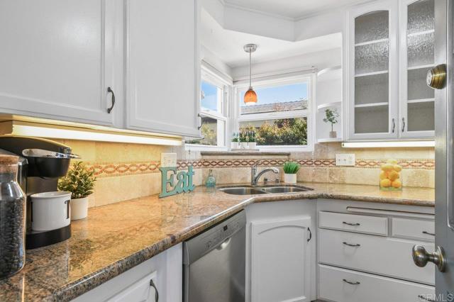 Detail Gallery Image 15 of 37 For 4719 Constance Dr, San Diego,  CA 92115 - 3 Beds | 2 Baths