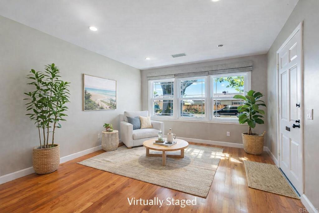 4839 Winona Avenue - photo 2