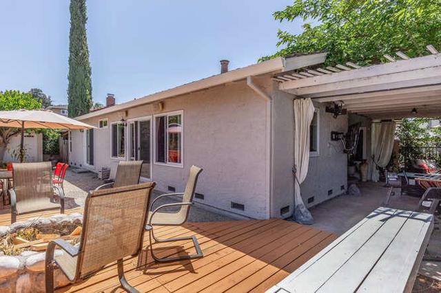 3197 Knightswood Way, San Jose CA: https://media.crmls.org/mediaz/fe1a5a74-6c0a-44e5-a3c3-9480e0953d25.jpg