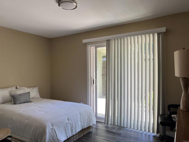 Detail Gallery Image 4 of 10 For 160 E St. #C-1, Chula Vista,  CA 91910 - 2 Beds | 2 Baths