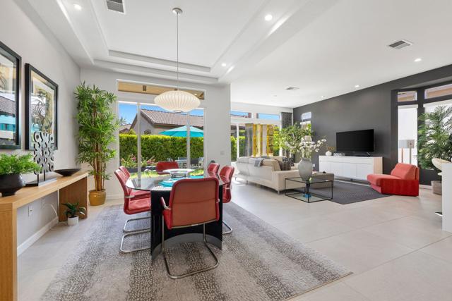 44718 Alexandria Vale, Indio CA: https://media.crmls.org/mediaz/fe1ada43-76d0-4e73-9f8d-d1eed3dc7468.jpg