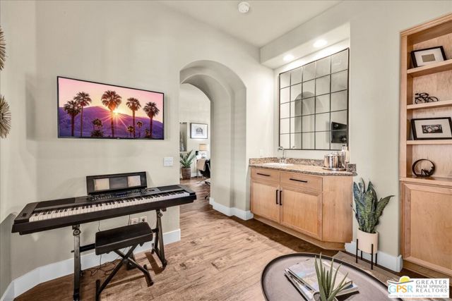 2010 Via San Martino, Palm Desert CA: https://media.crmls.org/mediaz/fe1c6fd6-4904-4ce3-a87a-cb674349aa53.jpg