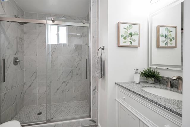 1662 Dorchester Pl, Concord CA: https://media.crmls.org/mediaz/fe1f6e04-a7d4-4f37-8516-c917651cd5a3.jpg