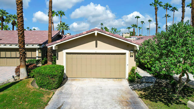 86 Palomino Circle, Palm Desert, CA 92211