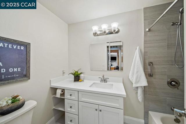672 Savoy Ct, Walnut Creek CA: https://media.crmls.org/mediaz/fe20d8e4-62c4-4807-b7e5-ff8ffdaac49c.jpg