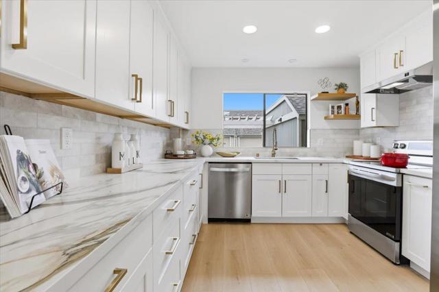 812 Ram Lane, Foster City CA: https://media.crmls.org/mediaz/fe20fd9e-2ab9-40a9-8b88-5e1116bc6e43.jpg