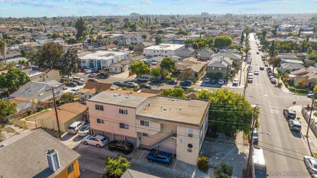 4921 Trojan Ave, San Diego CA: https://media.crmls.org/mediaz/fe23051b-2426-40ce-bc45-6744cd57c25b.jpg