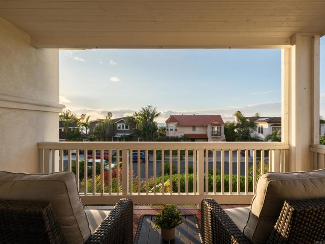 1011 Devonshire Drive, San Diego CA: https://media.crmls.org/mediaz/fe243dc9-3273-4e54-8661-d69f36f210a9.jpg