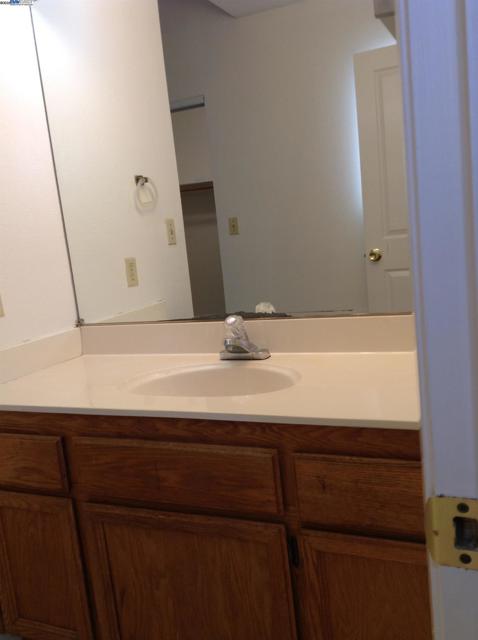 149 Pelican Loop, Pittsburg CA: https://media.crmls.org/mediaz/fe244b1f-508d-4b43-8f0f-67033057b15f.jpg