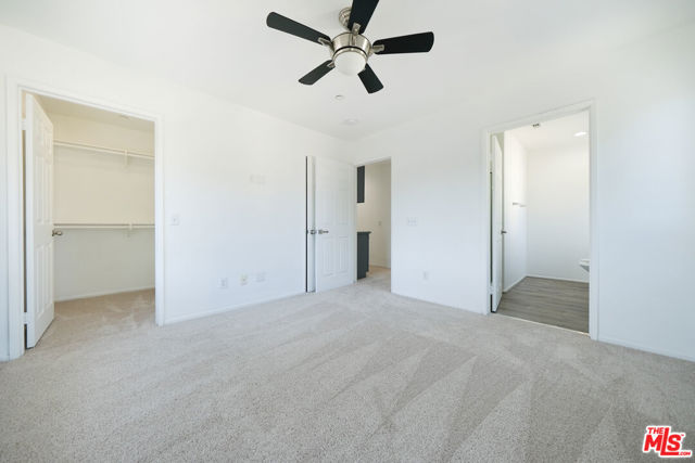 14661 Sherman Way, Van Nuys CA: https://media.crmls.org/mediaz/fe2536be-3149-4f80-9c47-cf7f3d5a0677.jpg