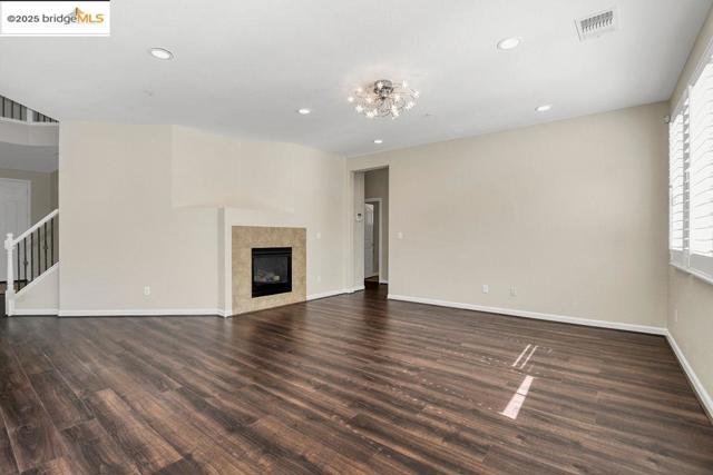 3120 Rio Viejo Drive, Bay Point CA: https://media.crmls.org/mediaz/fe26154f-39cd-44a5-bdab-d1c5dfeb2fdb.jpg