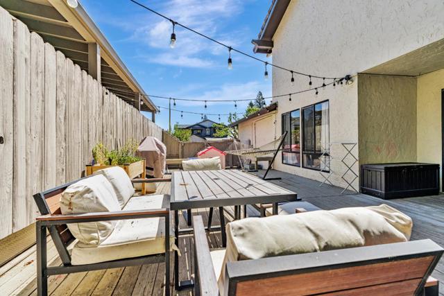 764 Bain Place, Redwood City CA: https://media.crmls.org/mediaz/fe268276-74da-4d17-8984-abb0c66c551a.jpg