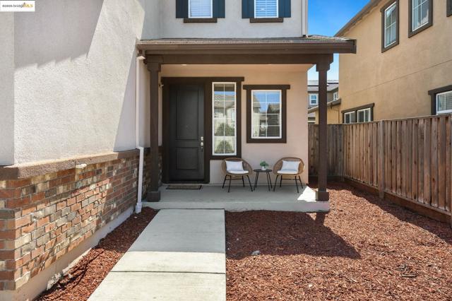 112 Willowrun Way, Oakley CA: https://media.crmls.org/mediaz/fe274386-000d-49e6-aeea-a5991e6ccc23.jpg