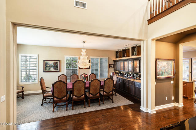 5019 Corral Street, Simi Valley CA: https://media.crmls.org/mediaz/fe2764c6-2048-4152-b899-77cbf54c3609.jpg