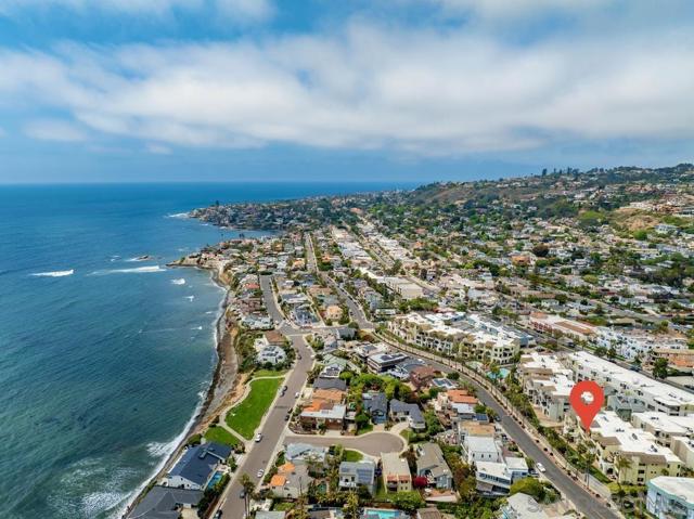 5420 La jolla Blvd., La Jolla CA: https://media.crmls.org/mediaz/fe286b41-8329-4f99-b395-328bbb77191f.jpg