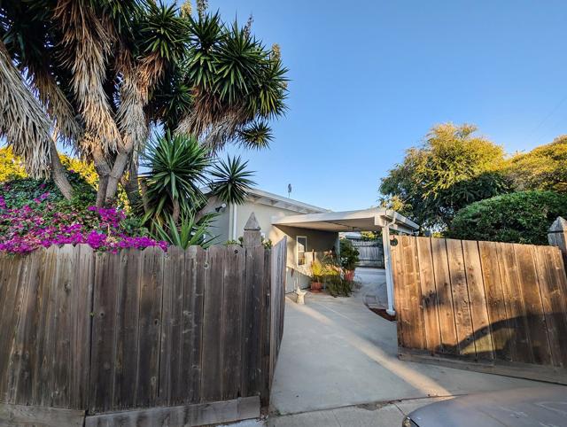 808 Patricia Avenue, San Mateo CA: https://media.crmls.org/mediaz/fe28ba1c-04b4-46ea-8059-12e96cbd6c40.jpg