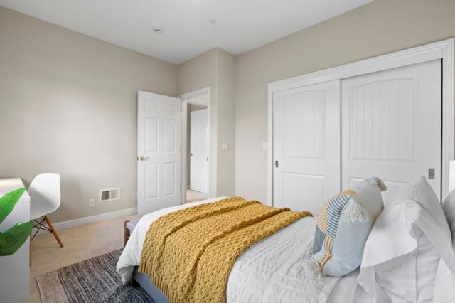 145 Fremont Avenue, Los Altos CA: https://media.crmls.org/mediaz/fe28dd90-e8df-43cc-a7c5-b3cb9028a906.jpg