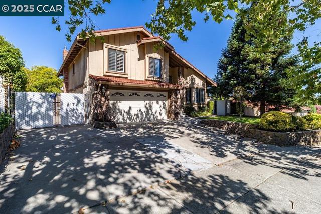 987 Morello Ave, Martinez CA: https://media.crmls.org/mediaz/fe28e676-f749-43ea-89ef-b5c78a5f19b6.jpg
