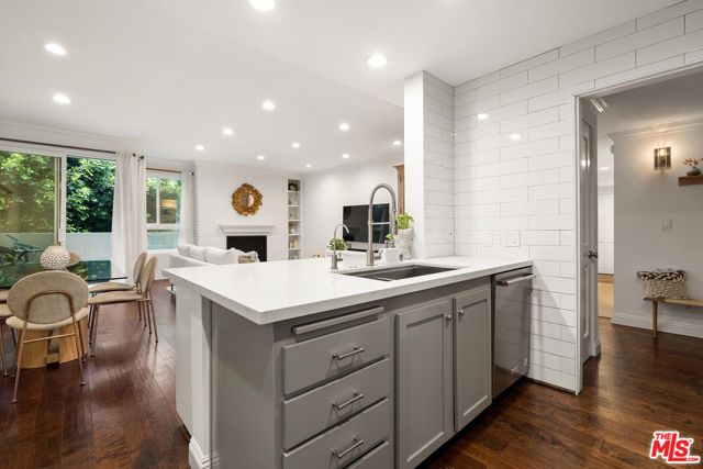 Drew Fenton | 12115 San Vicente Boulevard Los Angeles CA | MLS: 7175742