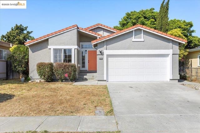 33526 4th ST, Union City CA: https://media.crmls.org/mediaz/fe297e61-8030-4589-8ef5-ccd181d2df50.jpg