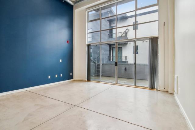 1325 Indiana Street, San Francisco CA: https://media.crmls.org/mediaz/fe29af7e-7932-454c-b4e7-0a164bbd323b.jpg