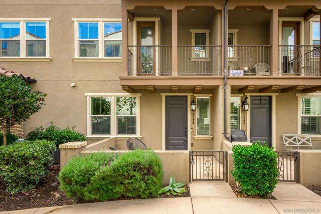 16206 Veridian Cir, San Diego CA: https://media.crmls.org/mediaz/fe2a4fac-720e-42d6-80f1-47bd1d185d04.jpg