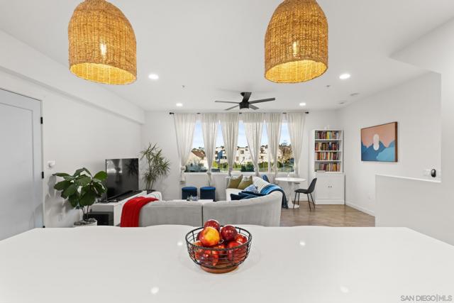 4100 Voltaire St, San Diego CA: https://media.crmls.org/mediaz/fe2c24a6-91d9-43b4-aaf0-1eb3dcb3bc91.jpg
