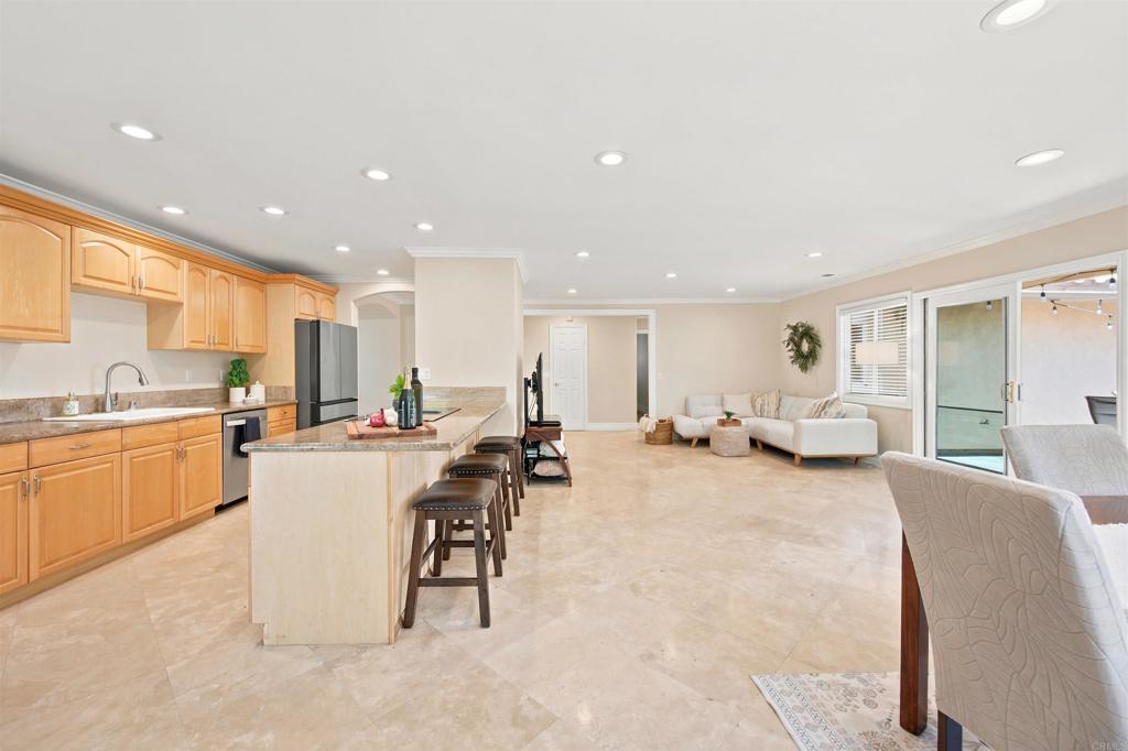 7738 Madrilena Way - photo 12