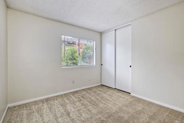 169 Camino Entrada, Chula Vista CA: https://media.crmls.org/mediaz/fe2cfde0-73bd-4d19-8f31-7560151032f2.jpg
