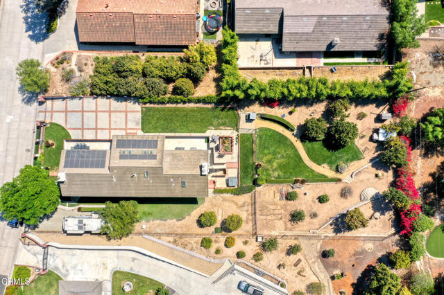 2207 Terra Bella Lane, Camarillo CA: https://media.crmls.org/mediaz/fe2d82bf-44b0-46f3-8ca3-72dd97cc1881.jpg
