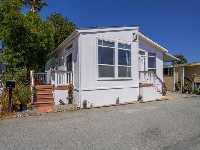 49 Blanca Lane, Watsonville CA: https://media.crmls.org/mediaz/fe2dc828-1ad9-4541-9aae-507f83123757.jpg