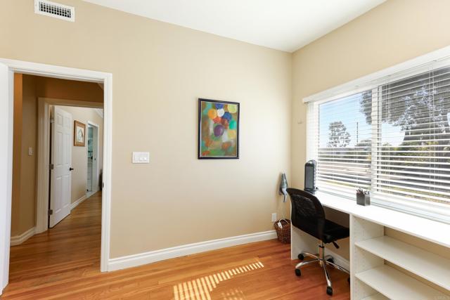 Detail Gallery Image 17 of 34 For 8892 Hoffing Ave, San Diego,  CA 92123 - 4 Beds | 2 Baths
