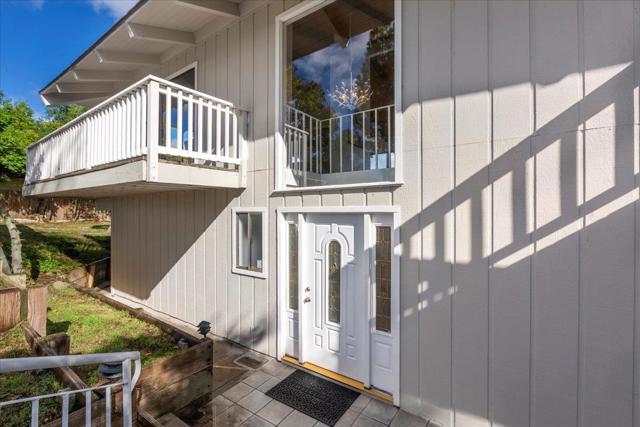 16280 Oak Canyon Drive, Morgan Hill CA: https://media.crmls.org/mediaz/fe2e7ca2-694d-40b5-9031-254cfcb4a45b.jpg