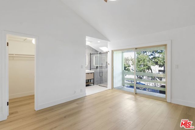7550 Zombar Avenue, Van Nuys CA: https://media.crmls.org/mediaz/fe30dd6c-2771-4b9c-8f23-2220e7fc8eb7.jpg