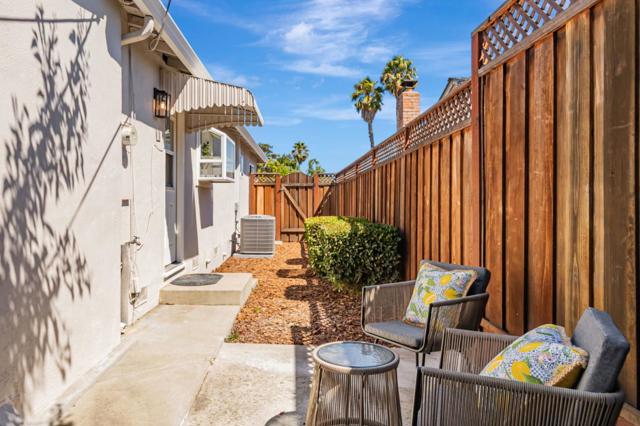 1040 Linda Drive, Campbell CA: https://media.crmls.org/mediaz/fe31c3dc-77f5-460a-945e-c58485c1982f.jpg