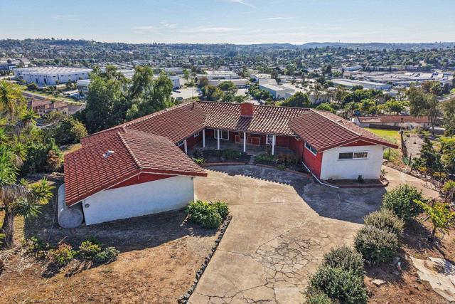 Detail Gallery Image 6 of 70 For 2397 Mira Sol Dr, Vista,  CA 92084 - 3 Beds | 2 Baths