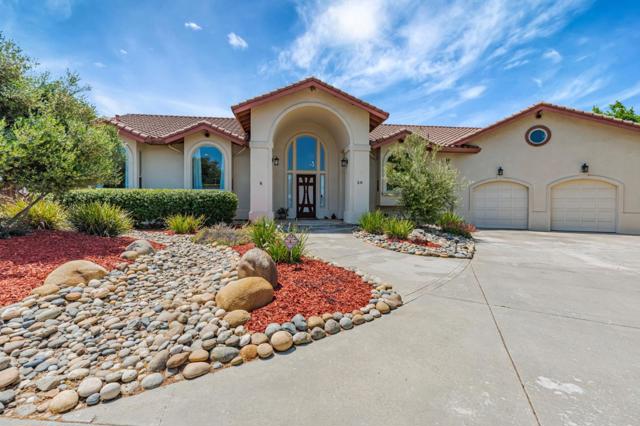 50 Schmidt Court, Hollister CA: https://media.crmls.org/mediaz/fe31e547-9e52-4fc4-b679-2b1a81d2290d.jpg