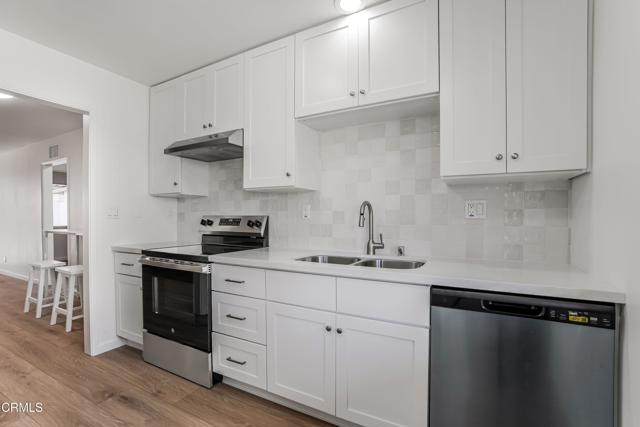 162 W Alta Green, Port Hueneme CA: https://media.crmls.org/mediaz/fe32452f-6105-48dc-a075-da79cf6fc39b.jpg
