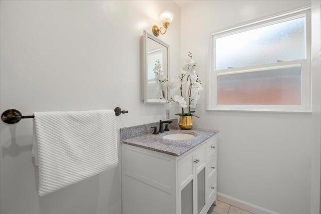 3888 Magnolia Drive, Palo Alto CA: https://media.crmls.org/mediaz/fe3264a4-f45d-49cd-b880-07d6aa3315e7.jpg