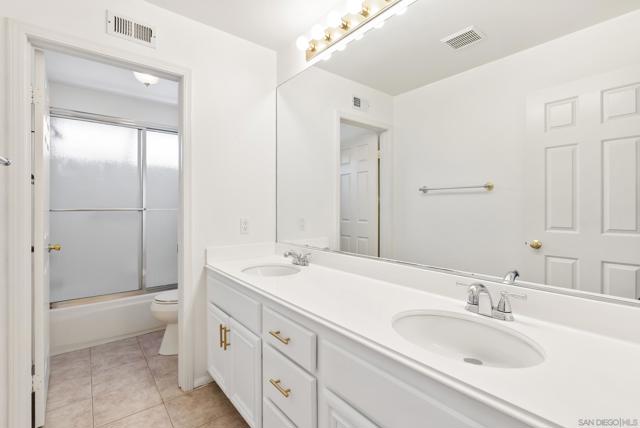 Image 36 of 48 For 6927 Wildrose Ter