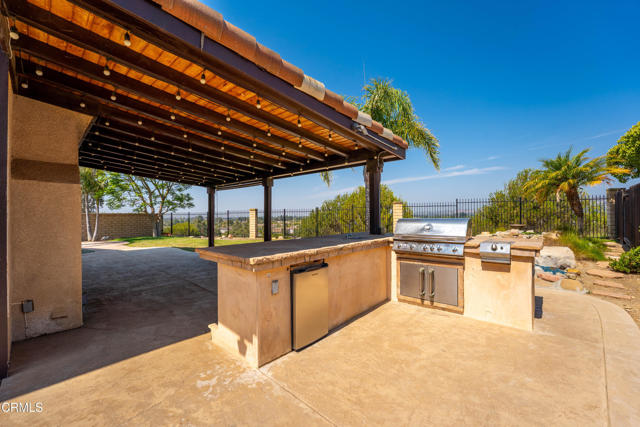 1347 La Culebra Circle, Camarillo CA: https://media.crmls.org/mediaz/fe33c4de-8226-4769-9ba8-4001a3a8369e.jpg