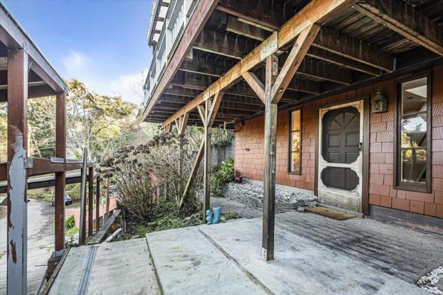 734 Loma Prieta Drive, Aptos CA: https://media.crmls.org/mediaz/fe3453eb-9978-4677-aeea-6972bbf88eff.jpg