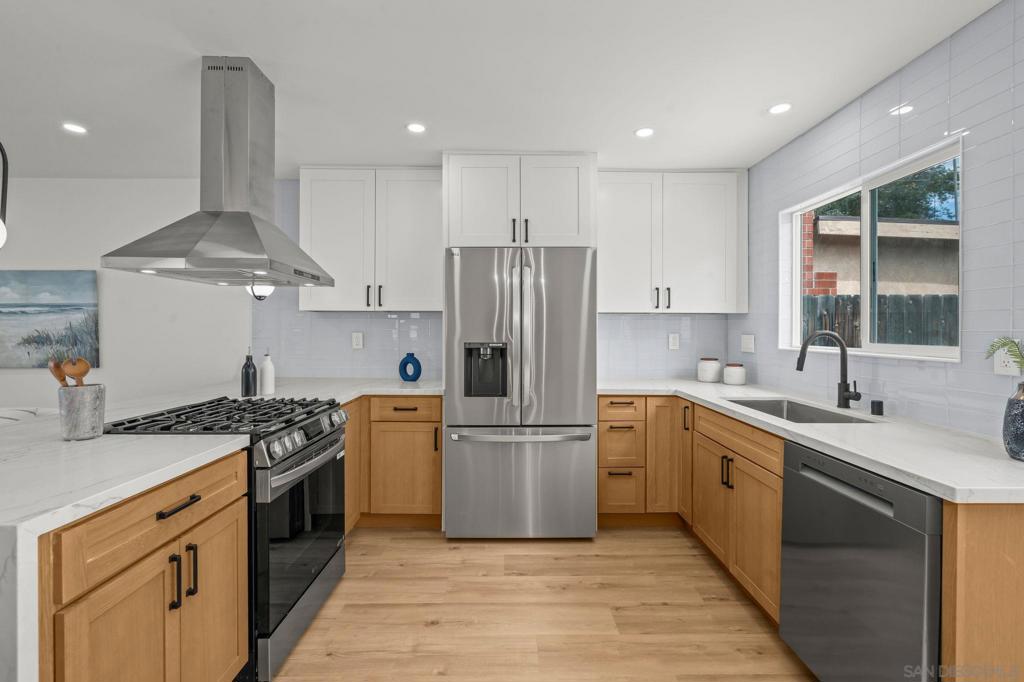 MLS #250045026SD image #8